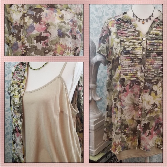 Liz Claiborne Tops - ⬇️SALE🎉Liz Claiborne Plus Sz Layered Floral Top